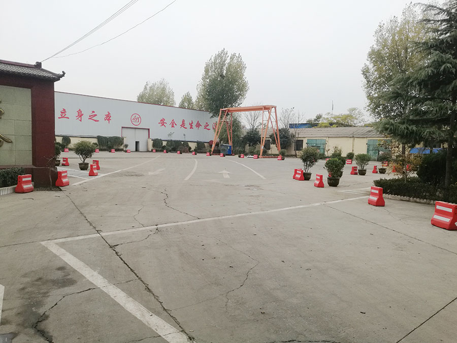 廠(chǎng)區(qū)設(shè)備